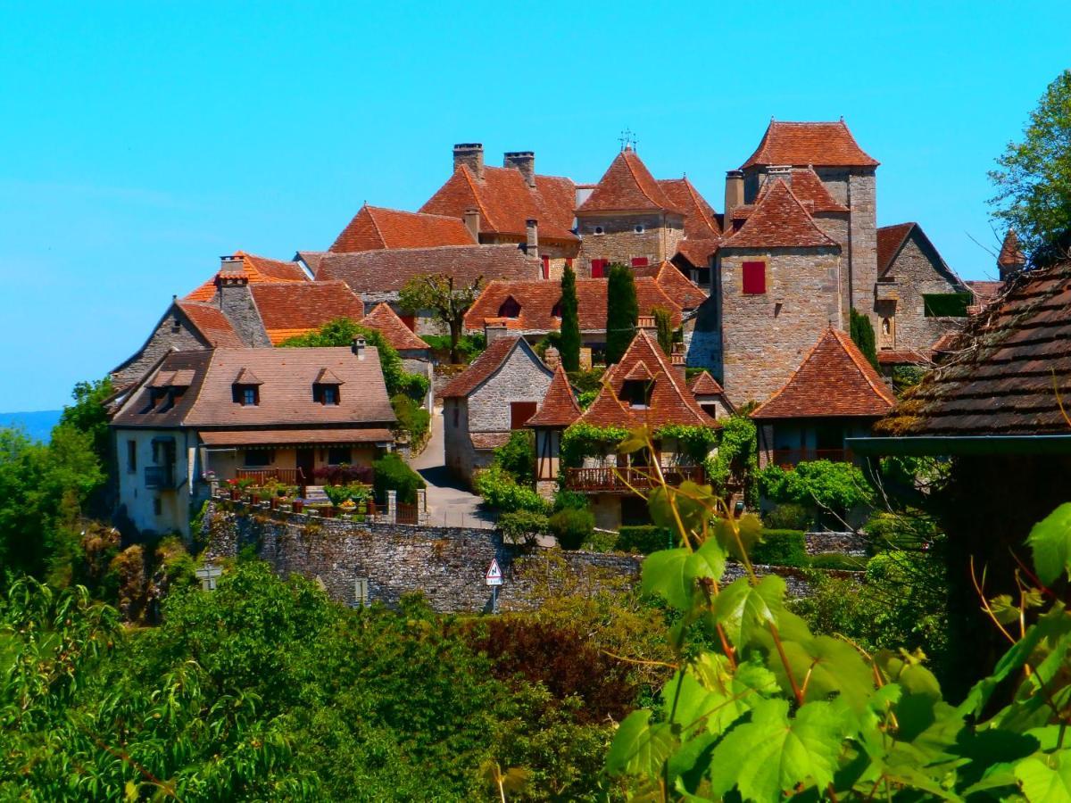 La Chomiarde Bed & Breakfast Saint-Médard-de-Presque Exterior foto